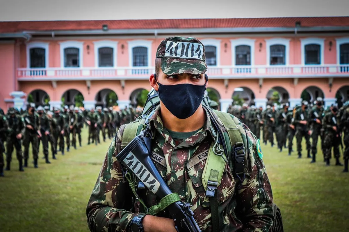 Capa: Elite Mil Preparatório EsPCEX: Baixe o Curso Completo Agora!