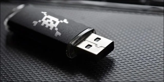 Capa: Pendrive Hacker Download: Técnicas Avançadas de Invasão