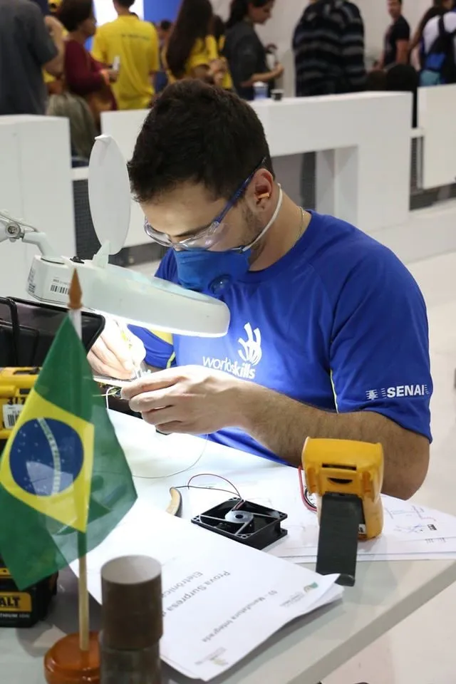 Capa: DRTECH Manutenção Eletrônica: Baixar Curso Completo!