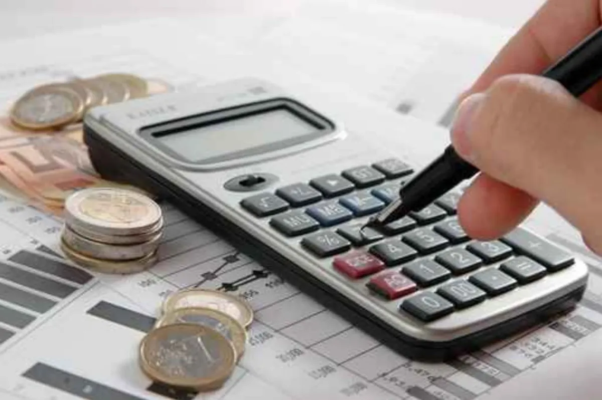 Capa: Matemática Financeira e Lógica: Baixe Agora!